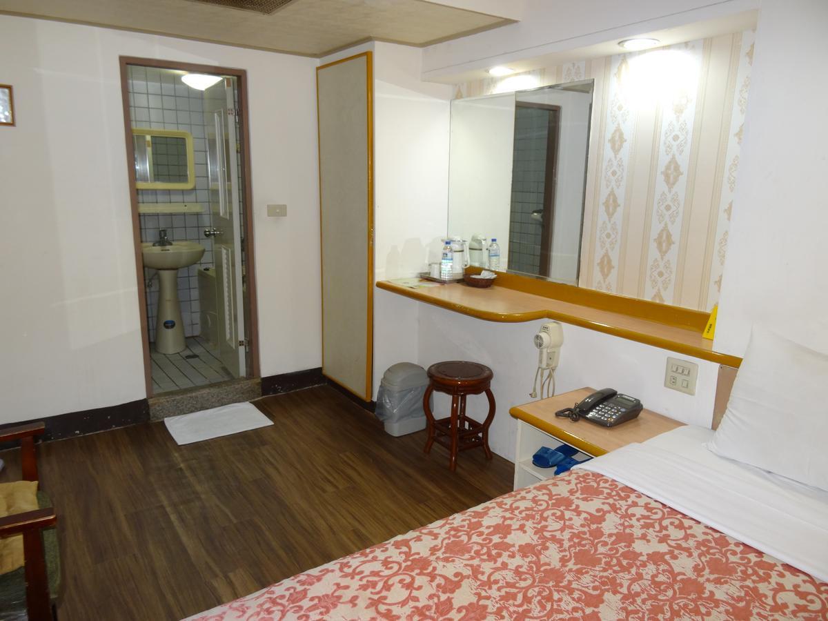 Jia Xin Hotel นครเจียอี้ ภายนอก รูปภาพ